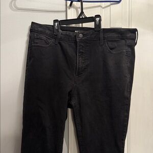 Old Navy Black High-Rise Rockstar Super Skinny Jeans